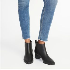 Old navy black leather booties sz7.5